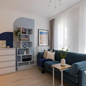 Superapart Naukowa 55 Warszawa